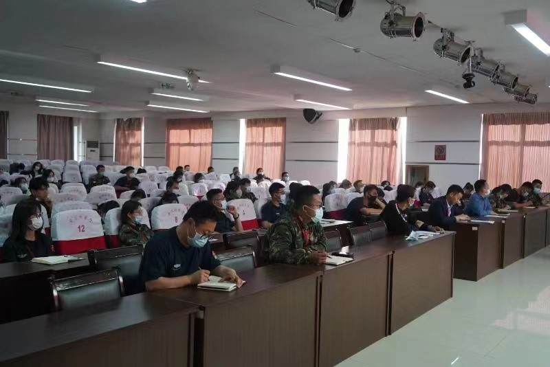 bat365正版唯一官网召开学管干部培训周会2022.5.4