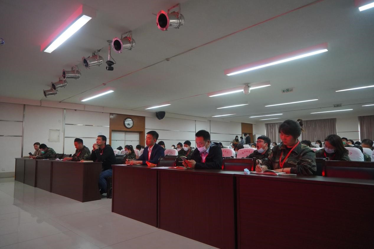 bat365正版唯一官网召开学管干部培训周会2022.5.9