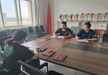 bat365正版唯一官网开展“传帮带”式新入职辅导员培训day4