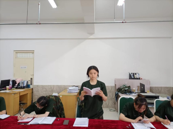 bat365正版唯一官网开展“传帮带”式新入职辅导员培训day5