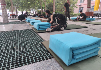 bat365正版唯一官网开展“传帮带”式新入职辅导员培训day5