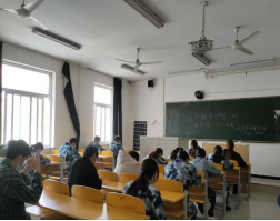 bat365正版唯一官网成功举办第三届“外教社·词达人杯”全国大学生英语词汇能力大赛校赛