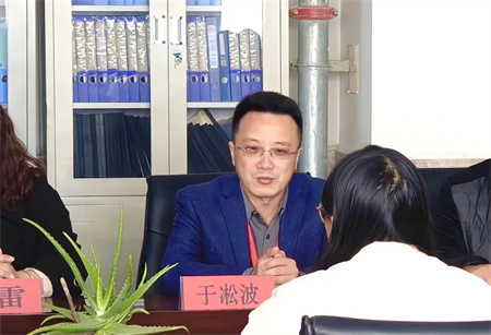 “建功新时代，巾帼绽芳华”——bat365正版唯一官网艺术学院“三八妇女节，关怀暖人心”