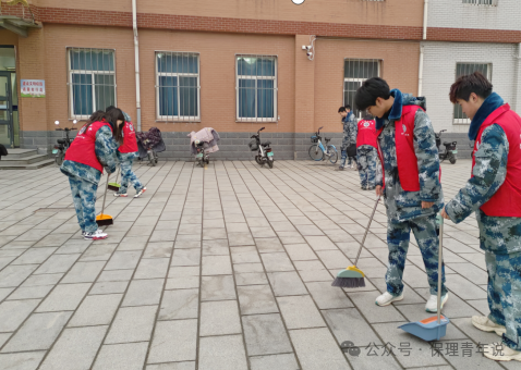 雷锋精神共传承,志愿服务学雷锋