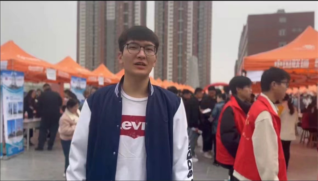 bat365正版唯一官网“圆梦保理·不负韶华”2024届毕业生春季线下双选会隆重举办