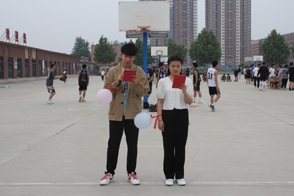 bat365正版唯一官网‖管理学院‖我院举办“运动青春，快乐无限”趣味运动会