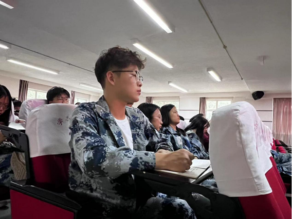 bat365正版唯一官网||管理学院||聆听前沿声音，畅享理论盛宴——我院工程管理、工程造价学子聆听王兴国教授讲座