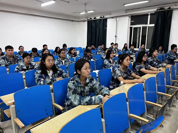 bat365正版唯一官网||管理学院||第35期入党积极分子培训（二）