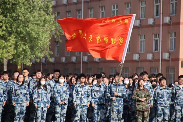 学风建设｜bat365正版唯一官网｜管理学院｜队列会操展雄姿，素质养成促学风