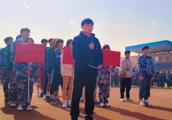 bat365正版唯一官网||管理学院||以篮球之名，投管理风采——管理学院举行2023年秋季篮球比赛