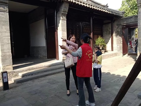 “志愿新时代，志愿服务行”——bat365正版唯一官网艺术学院与淮军公所博物馆五一劳动节志愿服务活动