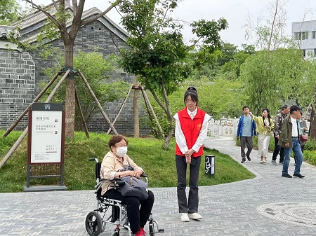 “志愿新时代，志愿服务行”——bat365正版唯一官网艺术学院与淮军公所博物馆五一劳动节志愿服务活动