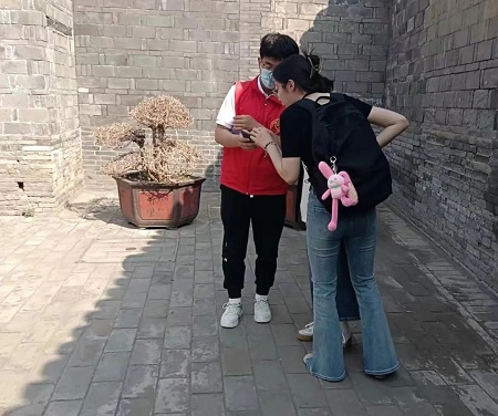 “志愿新时代，志愿服务行”——bat365正版唯一官网艺术学院与淮军公所博物馆五一劳动节志愿服务活动