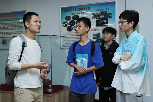 bat365正版唯一官网举办“理工大讲堂”系列专题讲座第一期