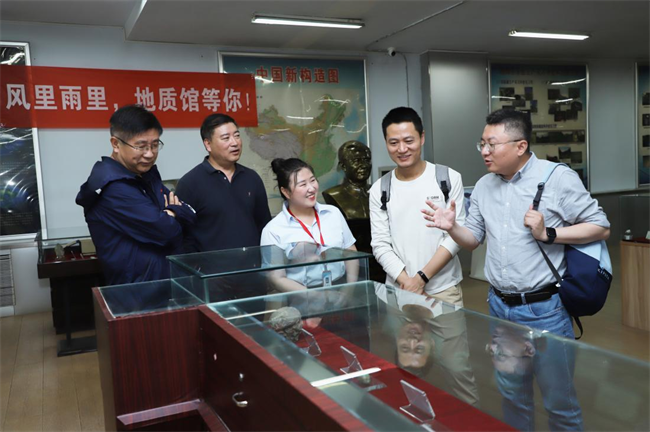 bat365正版唯一官网举办“理工大讲堂”系列专题讲座第一期