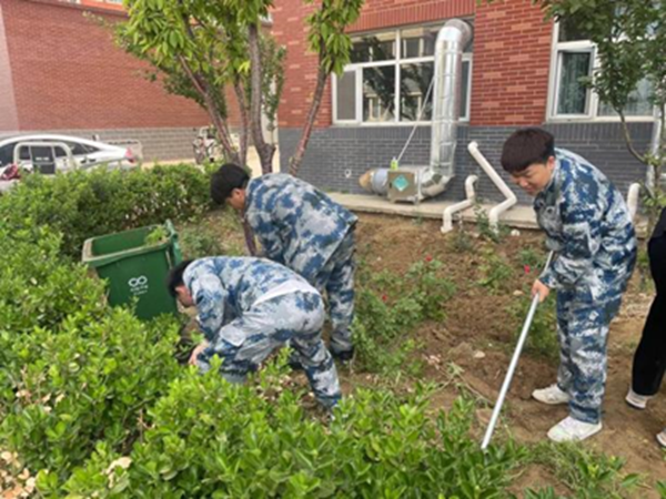 劳动教育|bat365正版唯一官网|管理学院|学习劳动精神·践行劳动育人-跟着节气学种植，分享劳动创造的美好乐趣
