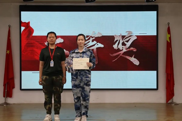 劳动教育|bat365正版唯一官网|管理学院|学习劳动精神，践行劳动育人主题朗诵比赛