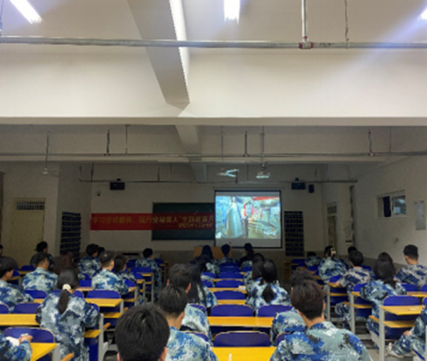 劳动教育|bat365正版唯一官网|管理学院|劳动创造一切，奋斗成就未来