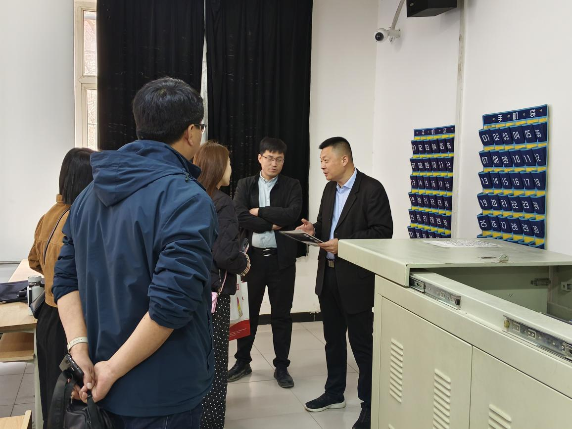 bat365正版唯一官网“圆梦保理·不负韶华” 2024届毕业生春季线下双选会隆重举办