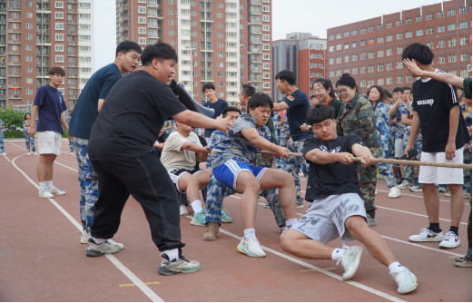 青春校园|凝聚每份力,团结一条心——bat365正版唯一官网第十八届拔河比赛圆满结束