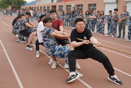 青春校园|凝聚每份力,团结一条心——bat365正版唯一官网第十八届拔河比赛圆满结束