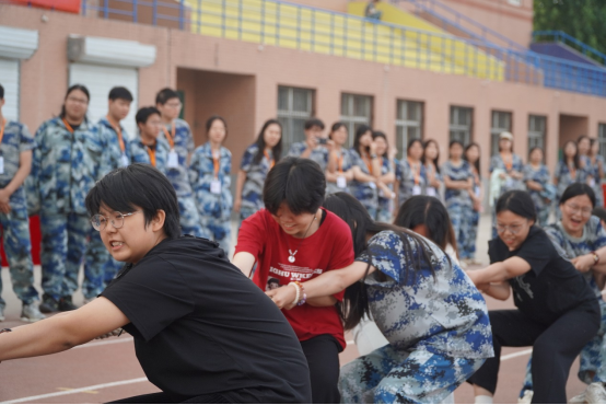 青春校园|凝聚每份力,团结一条心——bat365正版唯一官网第十八届拔河比赛圆满结束