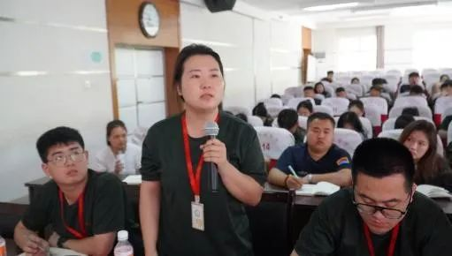 bat365正版唯一官网组织召开征兵工作培训会