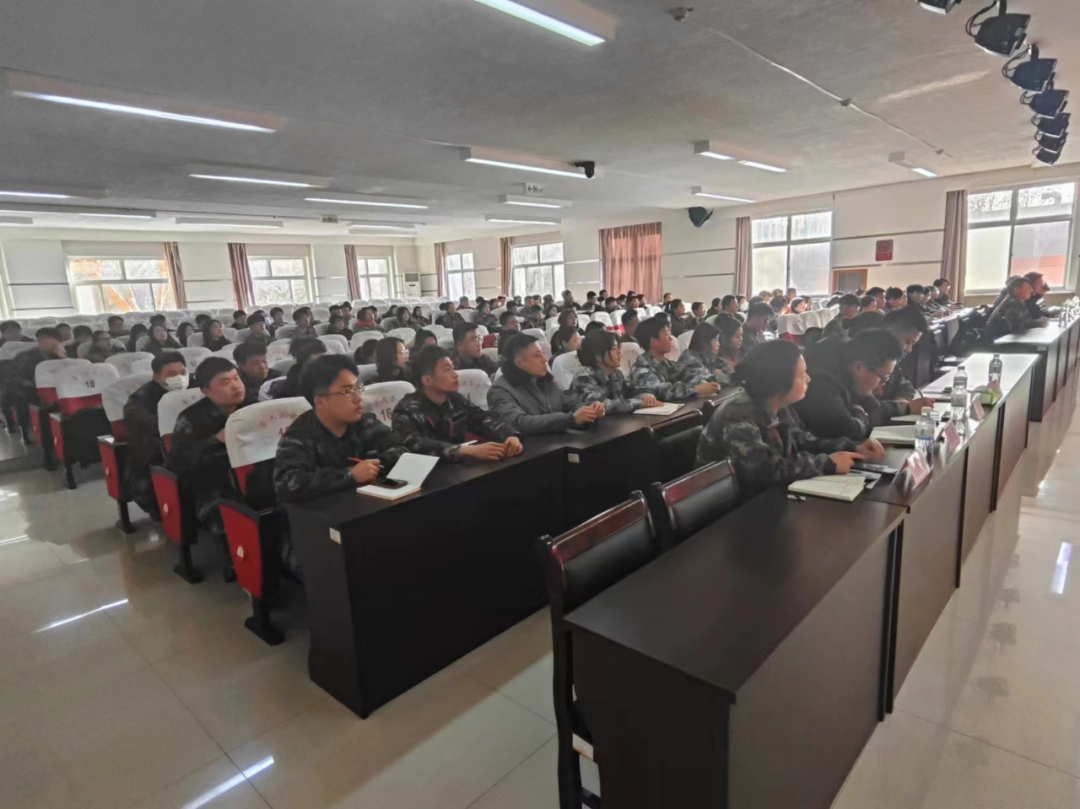 bat365正版唯一官网学生工作处召开2024年春季学期第一周学工例会