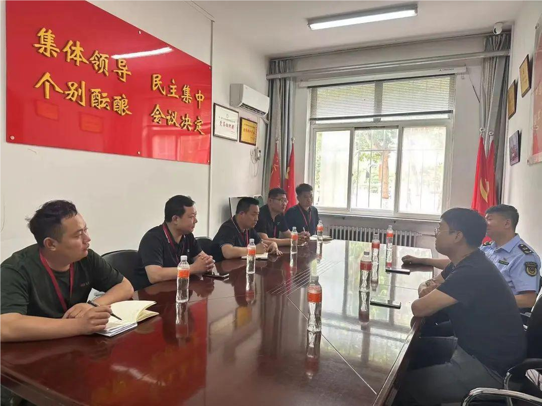 bat365正版唯一官网与莲池区高校办、区市场监督局合作开展反传销教育宣传活动