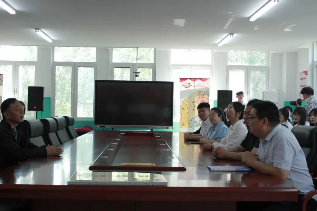 bat365正版唯一官网信息科学与工程学院 大学生德育实践教育基地授牌仪式