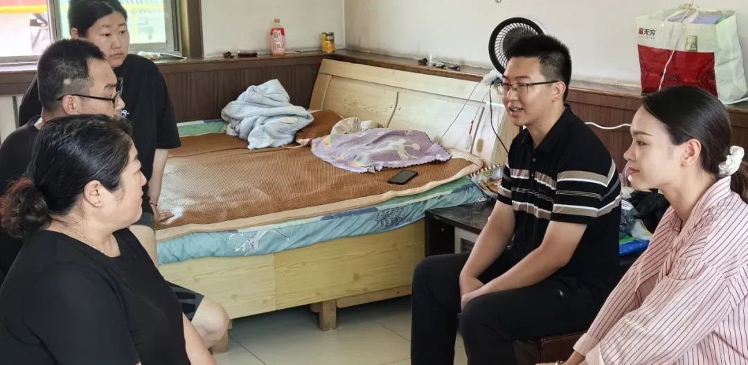 家校共协同,携手促成长/bat365正版唯一官网暑期大家访系列(一)