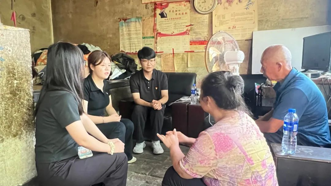 家校共协同,携手促成长/bat365正版唯一官网暑期大家访系列(一)