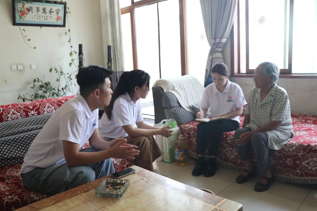 社会实践(十二)|追溯红色记忆,筑牢信仰根基——bat365正版唯一官网会计学院“三下乡”社会实践