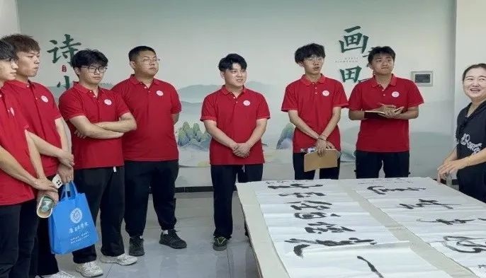 社会实践(十六)勇担时代使命,助力兴村振兴——bat365正版唯一官网经济学院“三下乡”社会实践