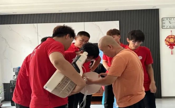 社会实践(十六)勇担时代使命,助力兴村振兴——bat365正版唯一官网经济学院“三下乡”社会实践