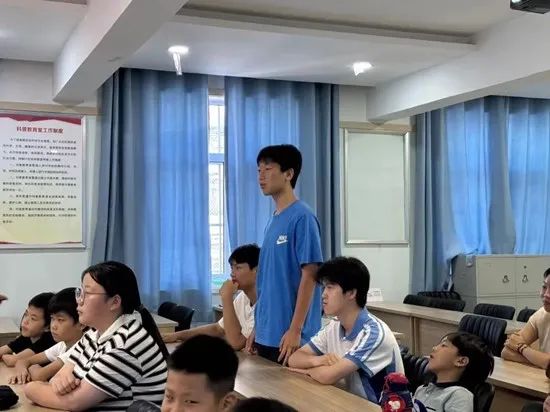 社会实践(十七)|七彩假期护童梦,情暖童心传文明①——bat365正版唯一官网经济学院“三下乡”社会实践