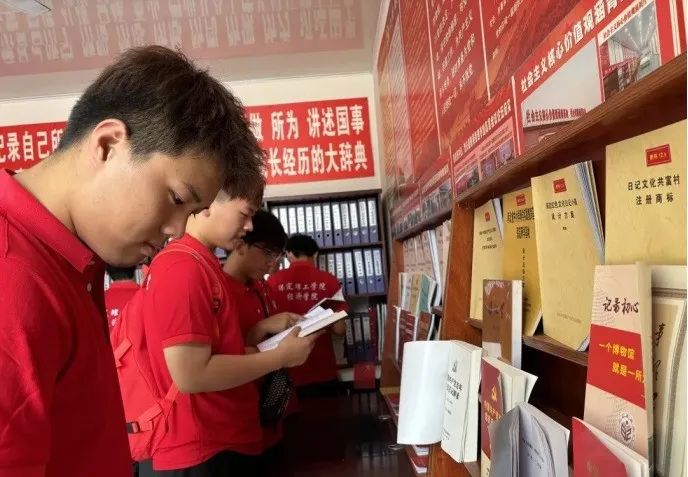 社会实践(十九)|赓续红色基因,寻访红色印记——bat365正版唯一官网经济学院“三下乡”社会实践