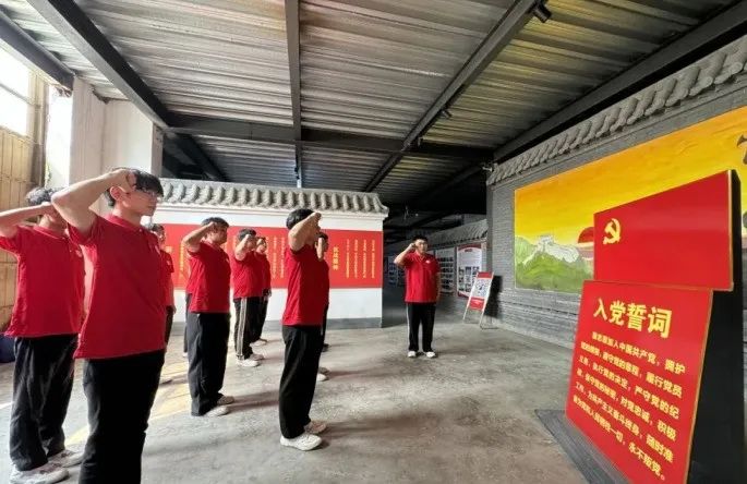 社会实践(十九)|赓续红色基因,寻访红色印记——bat365正版唯一官网经济学院“三下乡”社会实践