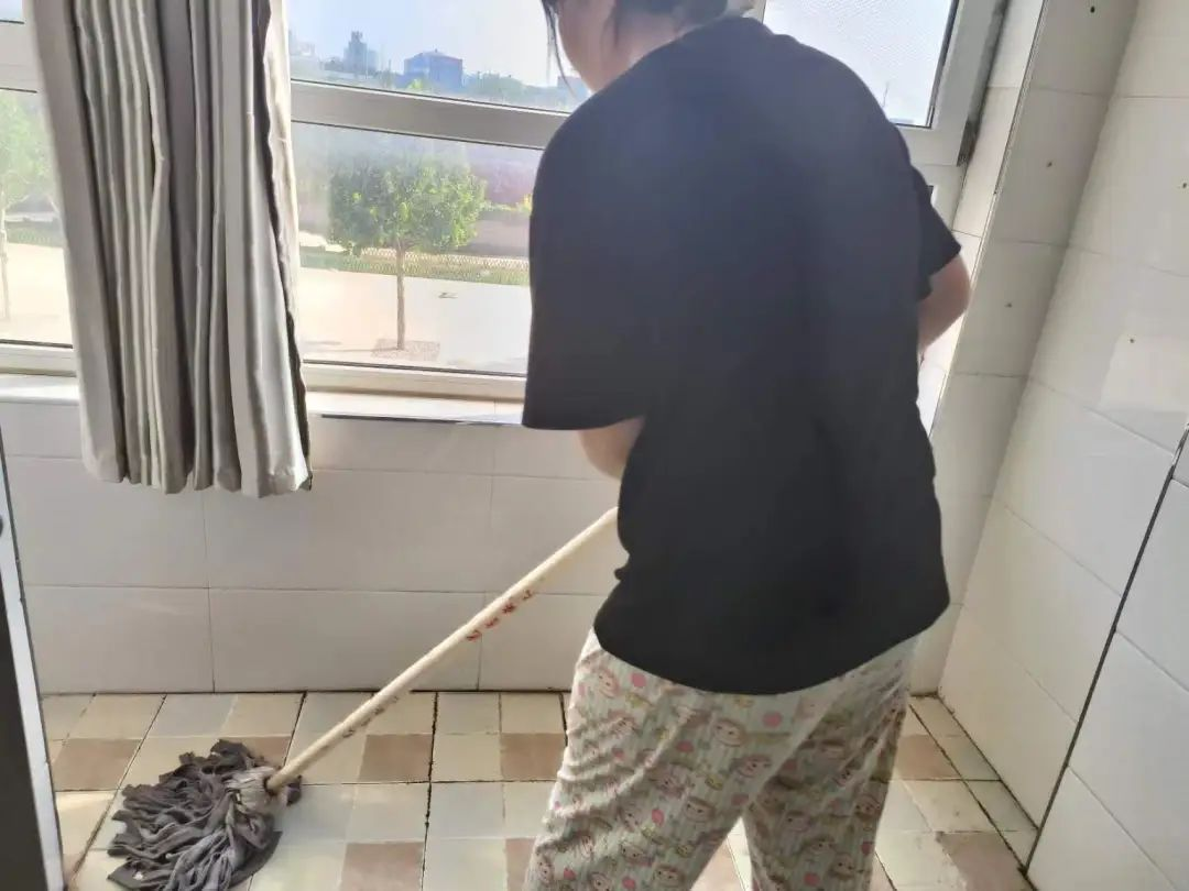bat365正版唯一官网||以爱迎新,服务引领美好大学路