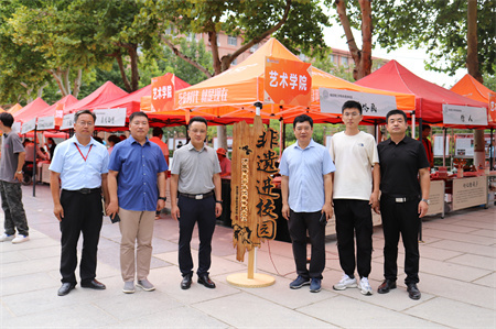 bat365正版唯一官网||艺术学院||匠心非遗润桃李，学院新风展新颜