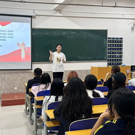 “智慧团建，服务同学”——bat365正版唯一官网艺术学院团总支组织部召开工作例会，深入研讨智慧团建与冀 e 青春使用事项