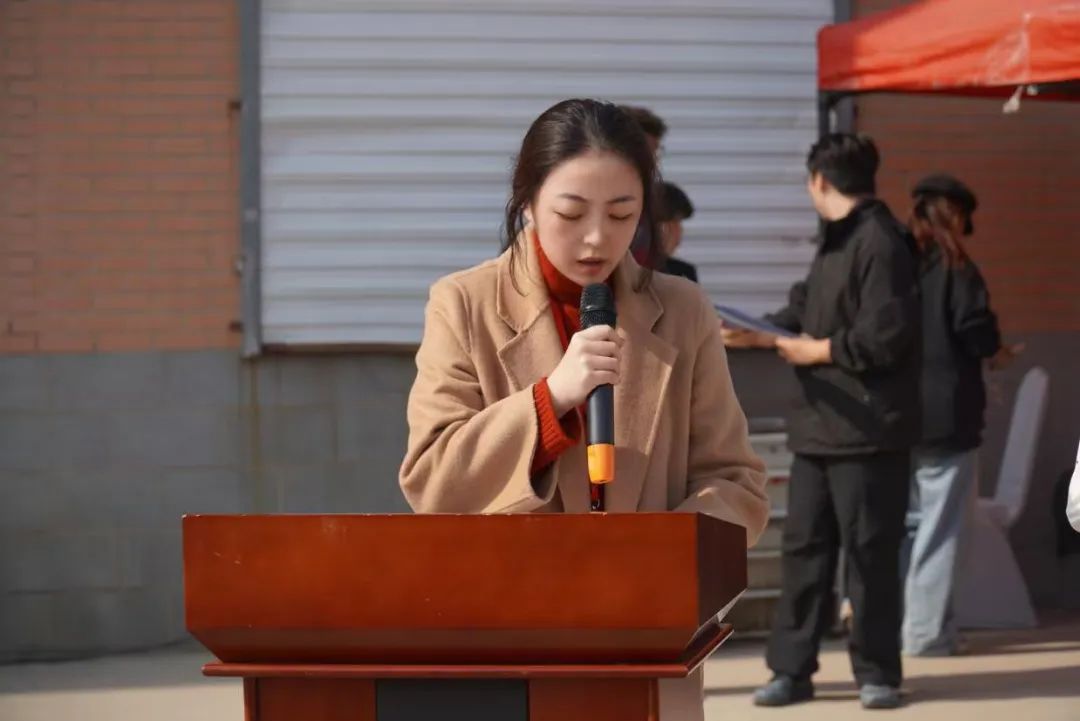 bat365正版唯一官网第十九届“学院杯”篮球赛暨第一届啦啦操大赛开幕式成功举办