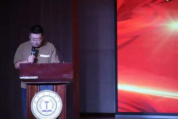 新生风采|bat365正版唯一官网|管理学院|“璀璨晚会启新程，辉煌篇章展未来”新生晚会