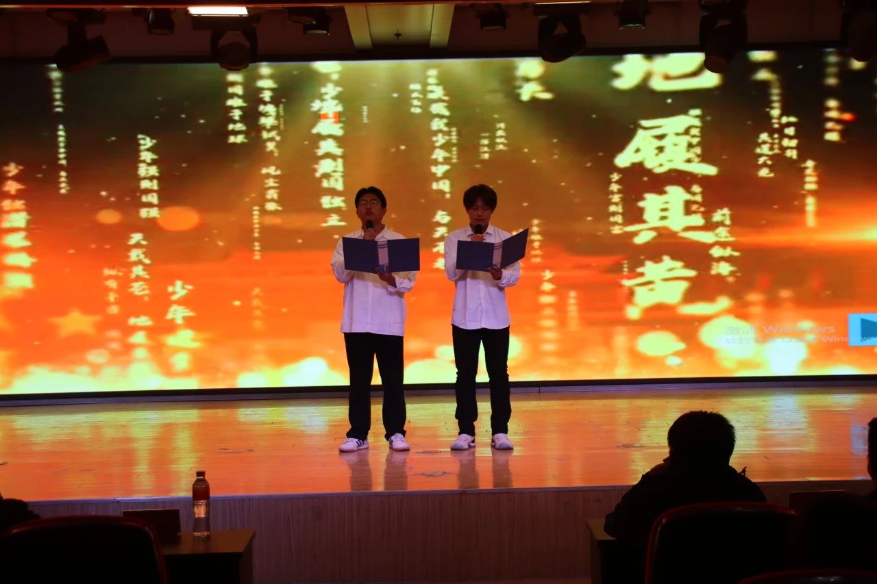 专业竞赛|bat365正版唯一官网|管理学院|“化繁为‘简’,‘职’面未来”简历大赛