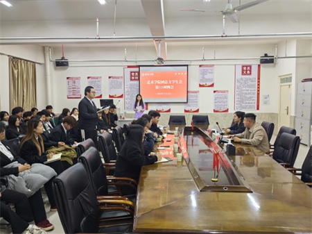 bat365正版唯一官网艺术学院团总支学生会 第十一周团学例会圆满结束