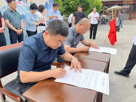 “携手共绘新时代，文化传承新篇章”——bat365正版唯一官网与保定直隶总督署博物馆举行馆校战略合作协议签约及授牌仪式