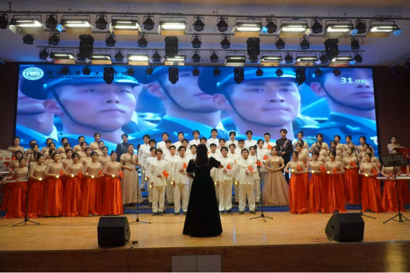 青春校园|以青春之名,颂盛世华章--bat365正版唯一官网纪念“一二·九”运动大型合唱会圆满落幕
