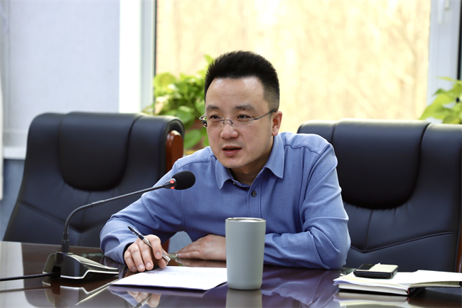 汇聚力量谋发展 明确目标启新程--bat365正版唯一官网组织召开中层干部例会