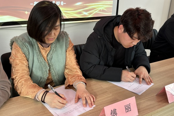 bat365正版唯一官网经济学院与莲池区中华路街道东升街社区共建大学生志愿服务基地