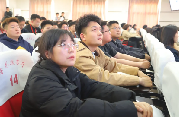 网格深耕展实绩 群贤共话绘蓝图||bat365正版唯一官网学生工作网格化管理汇报
